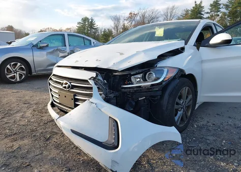 2018 Hyundai Elantra Value Edition z USA, uszkodzony, nr VIN 5NPD84LF8JH256182